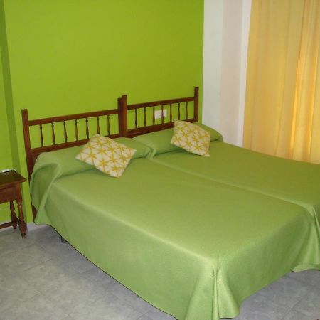Hostal Duran Alora Bagian luar foto