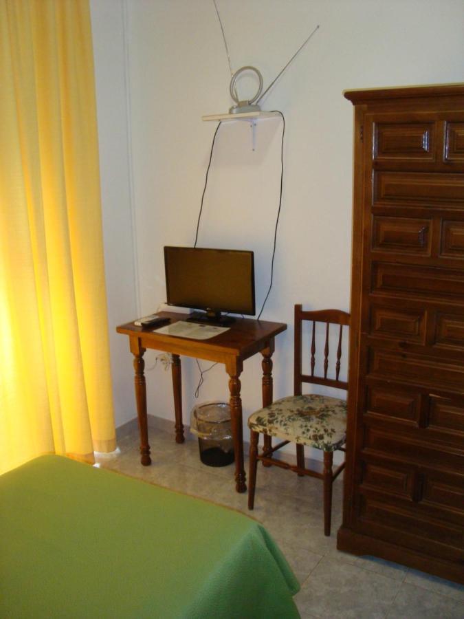 Hostal Duran Alora Bagian luar foto