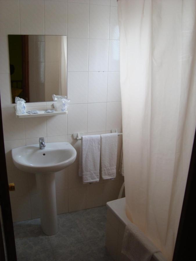Hostal Duran Alora Bagian luar foto