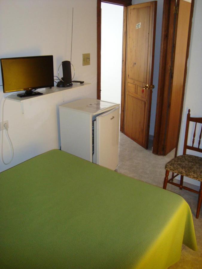 Hostal Duran Alora Bagian luar foto
