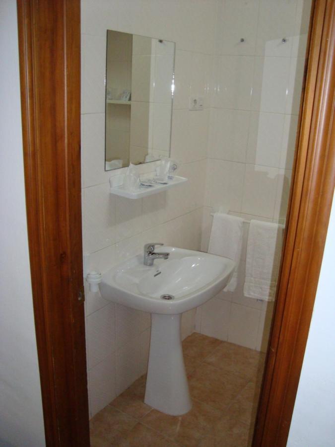 Hostal Duran Alora Bagian luar foto