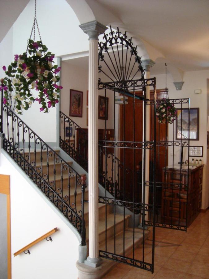 Hostal Duran Alora Bagian luar foto